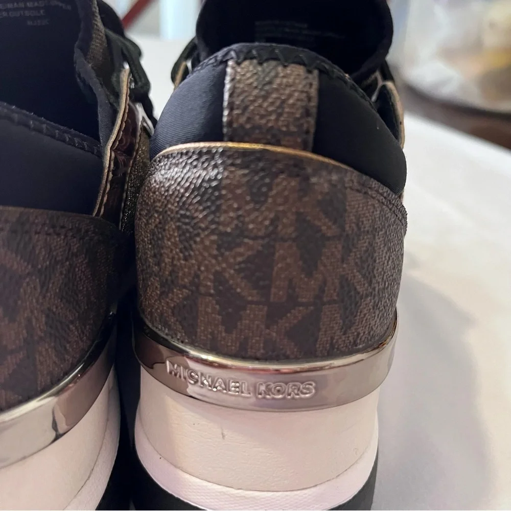 Michael Kors Sneakers Size 7 Black/Gold/Brown – Authentic